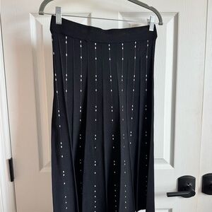 Elegant Black Skirt